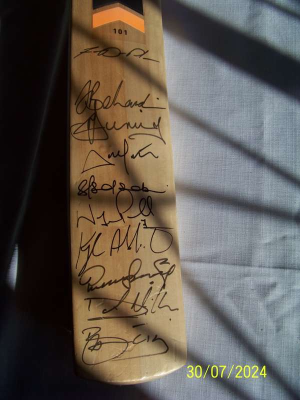 Proteas signed Cricket Bat
