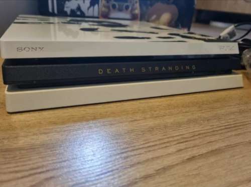PS4 Pro 1TB Limited Edition Death Stranding