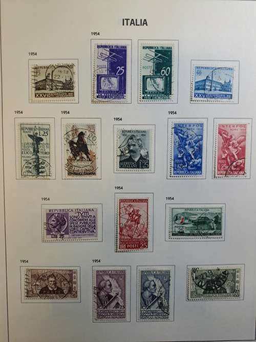 Italy - Pre-printed album and stamps