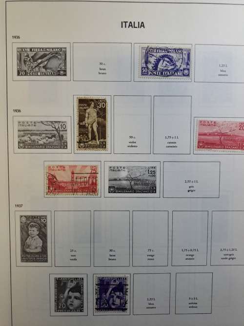 Italy - Pre-printed album and stamps
