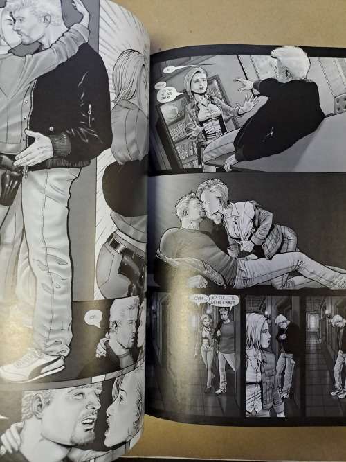 5 Graphic Novels - Reduced price