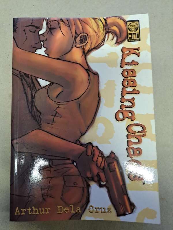 Kissing Chaos - Graphic Novel - Reduced price