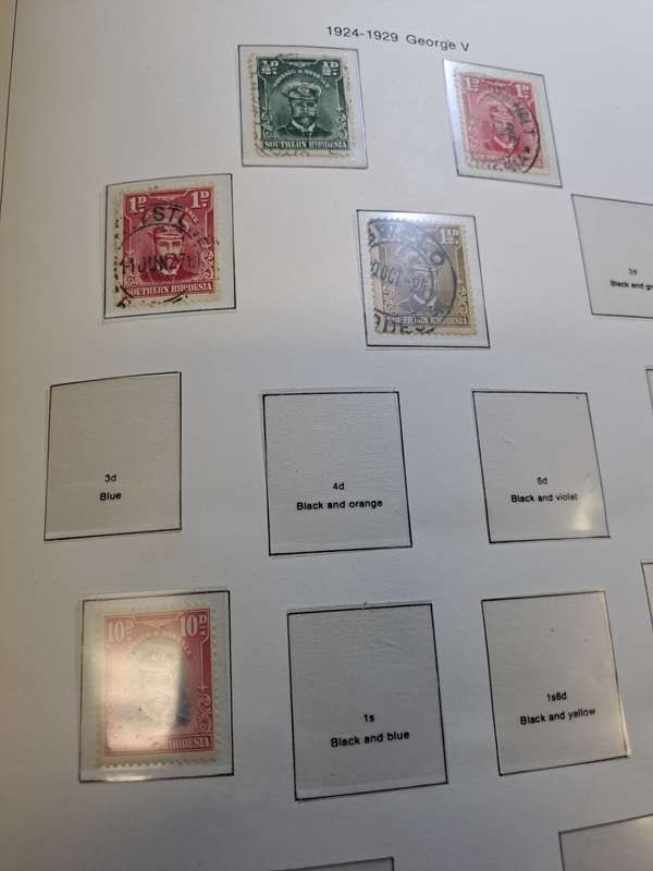 4.5 Rhodesias - Preprinted album and stamps - Final reduced price