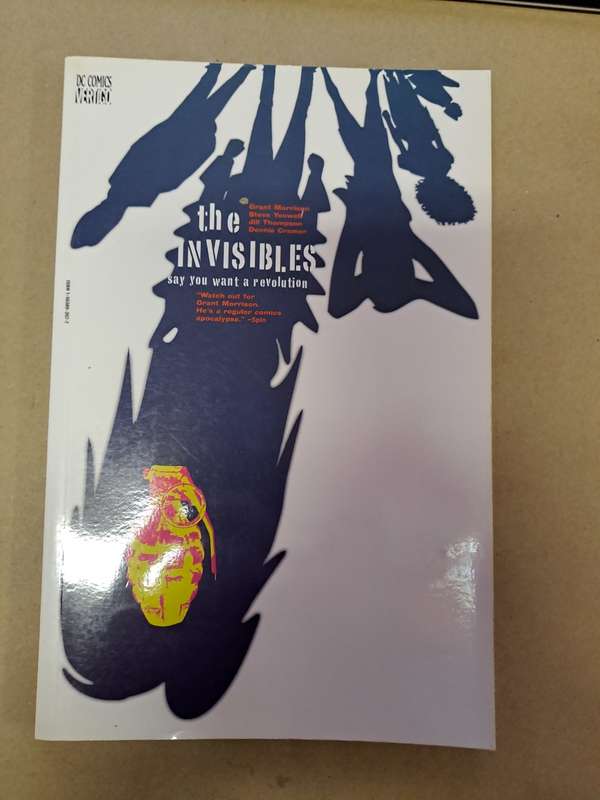 The invisibles- 5 Graphic Novels