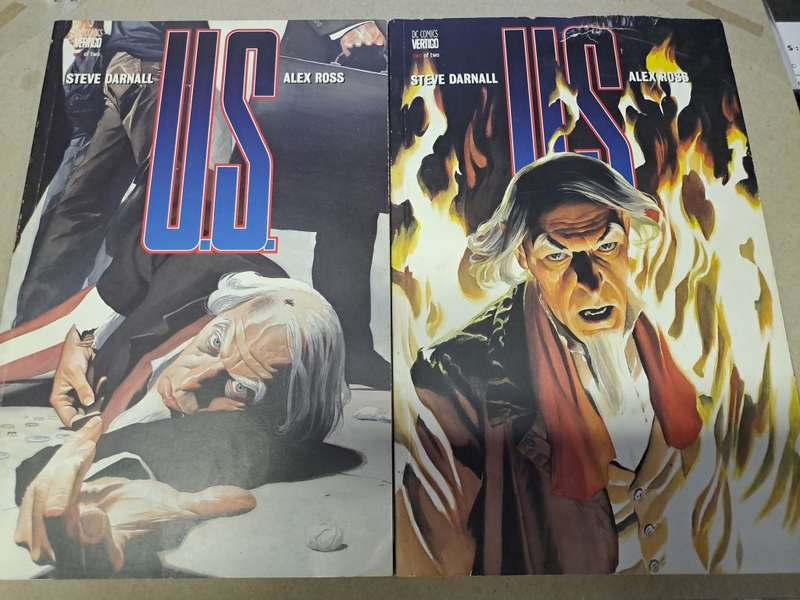 4 Graphic Novels