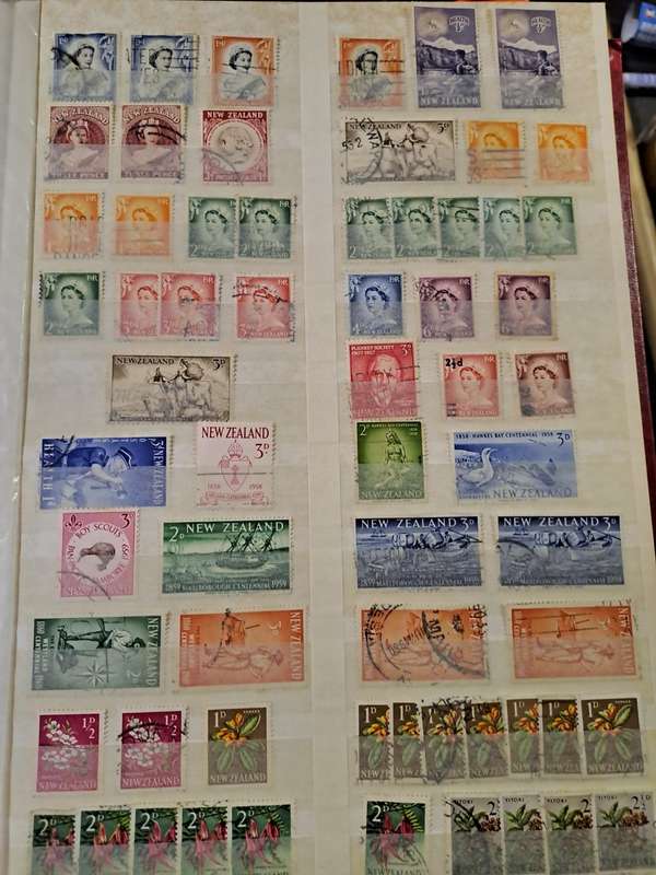 Australia and New Zealand - 48 page album - Final reduced price