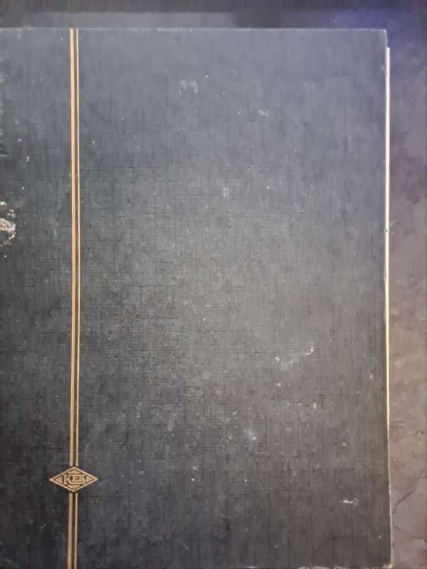 World Collection - 32 pages album