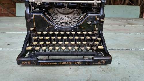 Antique Underwood Standard Typewriter No. 5 1920's