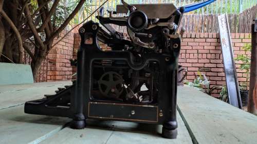 Antique Underwood Standard Typewriter No. 5 1920's