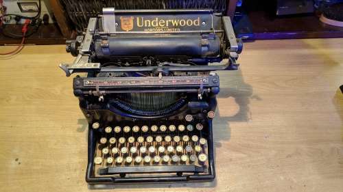 Antique Underwood Standard Typewriter No. 5 1920's
