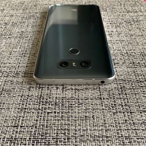 LG G6 Platinum-BROKEN SIM READER