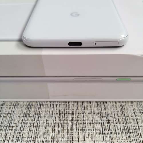Google Pixel 3 Clearly White 128GB Great Condition