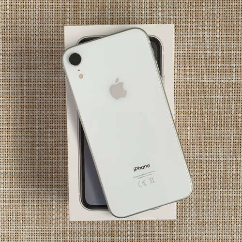 APPLE iPHONE XR WHITE 64GB READ