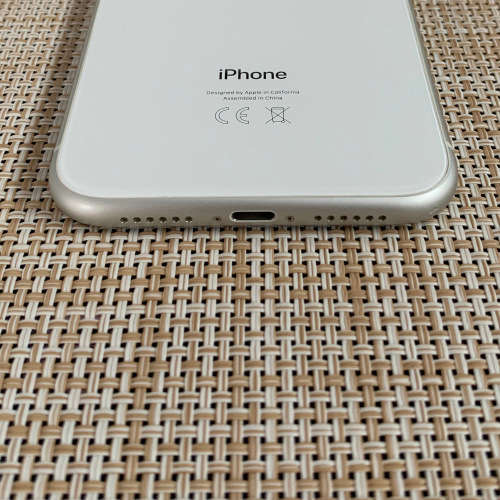 APPLE iPHONE XR WHITE 64GB READ