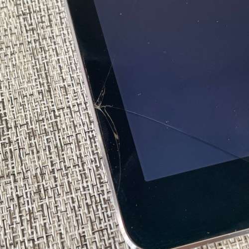 APPLE iPAD AIR 2 SPACE GREY 16GB CRACKED