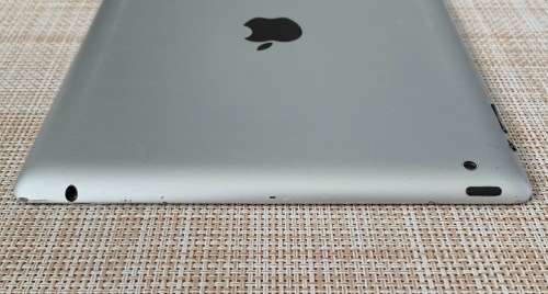 APPLE iPAD 2 SILVER 16GB WIFI-READ!