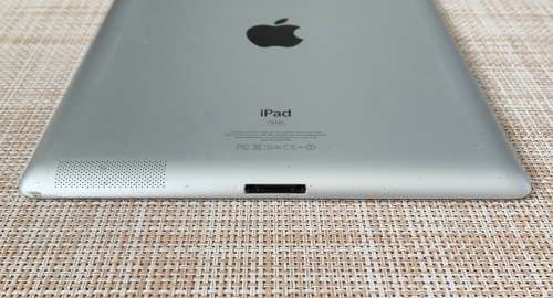 APPLE iPAD 2 SILVER 16GB WIFI-READ!