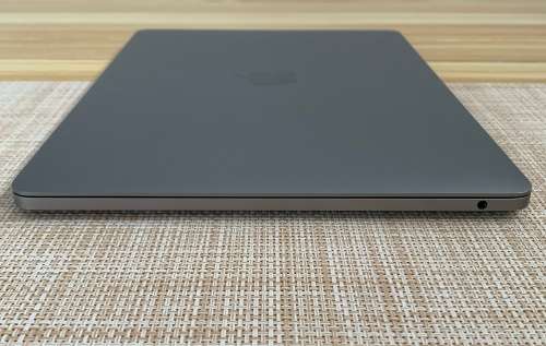 APPLE MACBOOK PRO 13.3 INCH 2017-NONE TOUCH BAR SPACE GREY i5 256/8GB (3 MONTH WARRANTY)