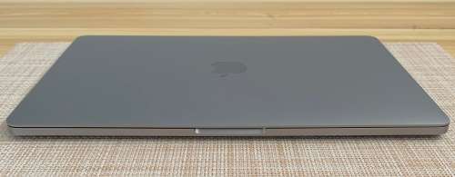 APPLE MACBOOK PRO 13.3 INCH 2017-NONE TOUCH BAR SPACE GREY i5 256/8GB (3 MONTH WARRANTY)