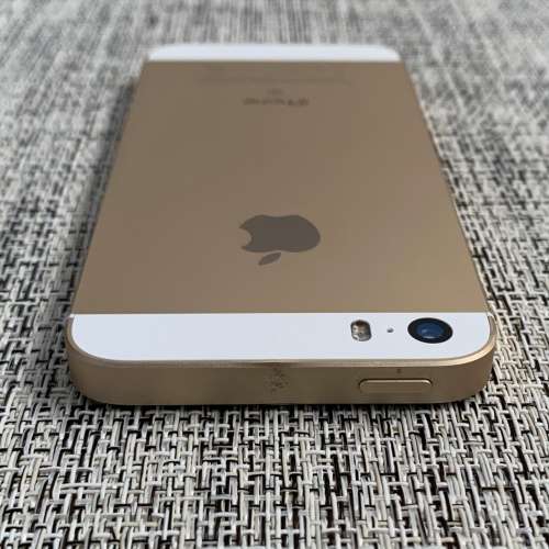APPLE iPHONE SE GOLD 64GB (3 MONTH WARRANTY)