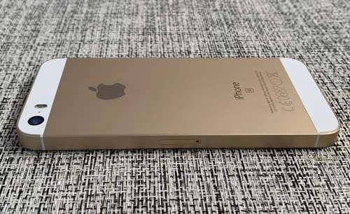 APPLE iPHONE SE GOLD 64GB (3 MONTH WARRANTY)