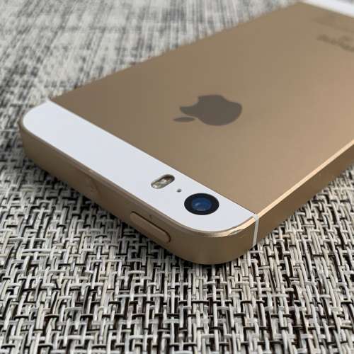 APPLE iPHONE SE GOLD 64GB (3 MONTH WARRANTY)