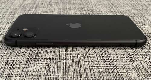 APPLE iPHONE 11 BLACK 64GB (3 MONTH WARRANTY)