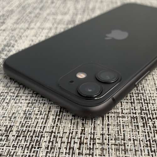 APPLE iPHONE 11 BLACK 64GB (3 MONTH WARRANTY)