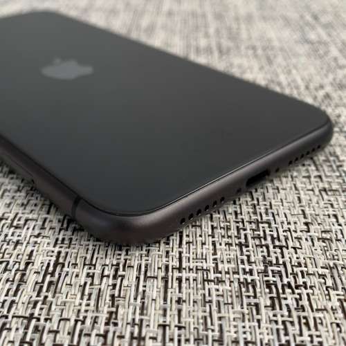 APPLE iPHONE 11 BLACK 64GB (3 MONTH WARRANTY)