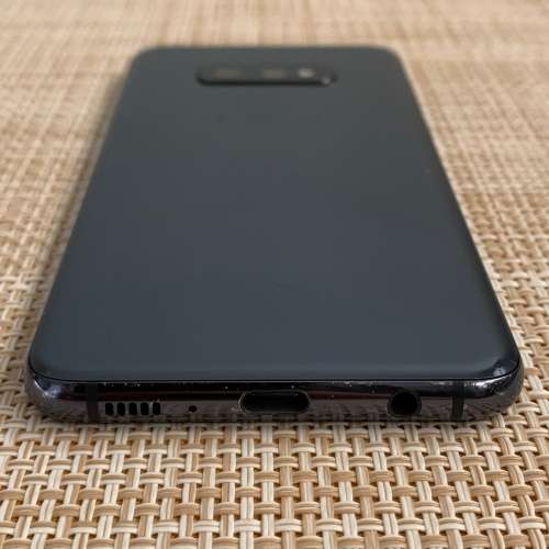 Samsung Galaxy S10e Prism Black 128GB (3 Month Warranty)