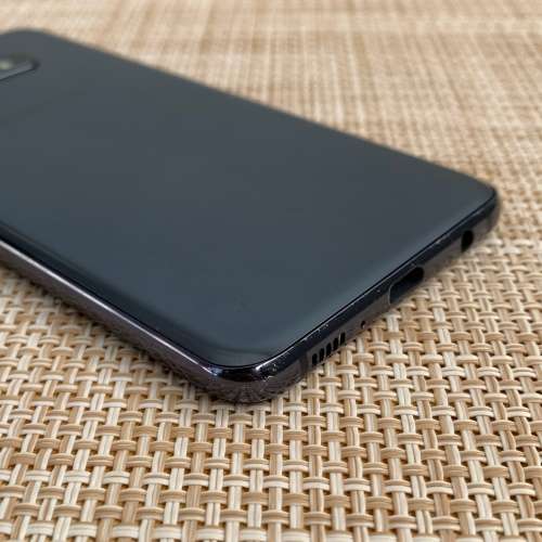 Samsung Galaxy S10e Prism Black 128GB (3 Month Warranty)