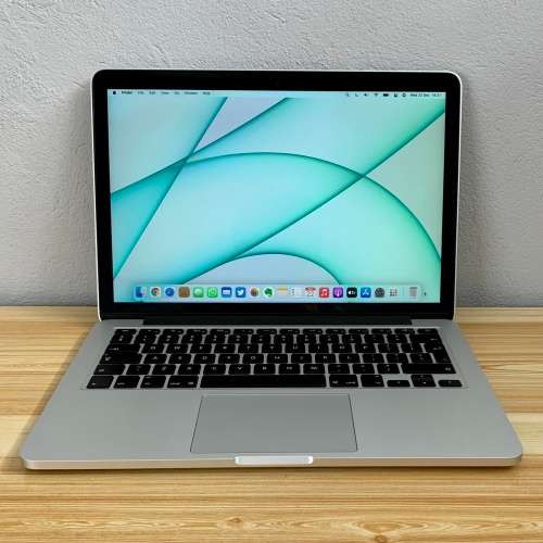 Apple MacBook Pro 13.3 Inch Retina Early 2015 - Intel Core i5 128GB SSD/8GB RAM (3 Month Warranty)