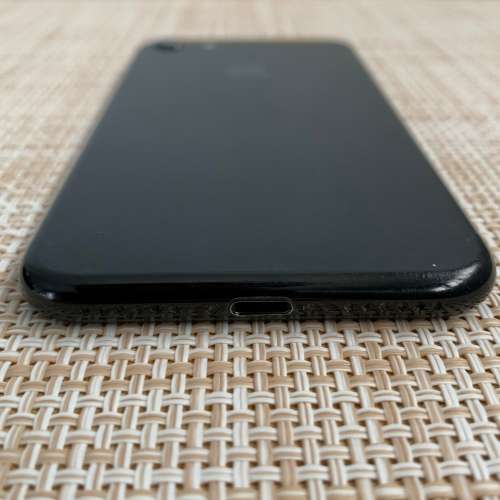 Apple iPhone 7 JetBlack 128GB (1 Month Warranty)