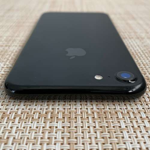 Apple iPhone 7 JetBlack 128GB (1 Month Warranty)