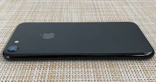 Apple iPhone 7 JetBlack 128GB (1 Month Warranty)
