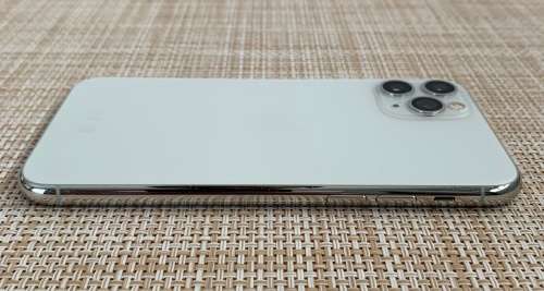 Apple iPhone 11 Pro Silver 64GB (1 Month Warranty)