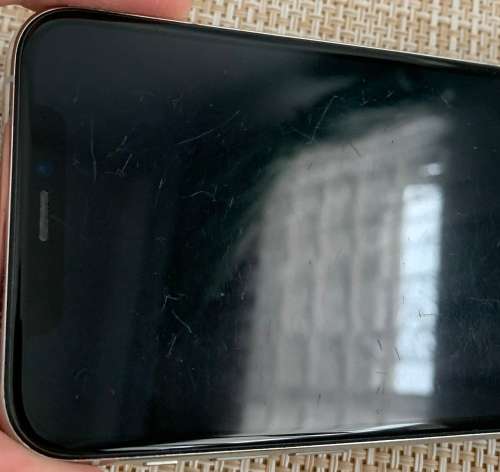 Apple iPhone 11 Pro Silver 64GB (1 Month Warranty)