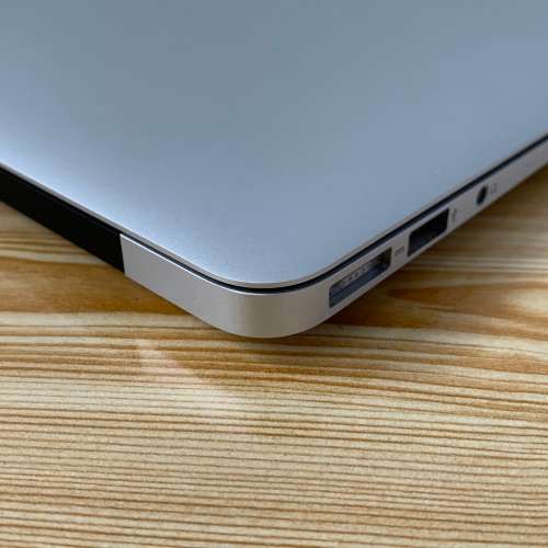 Apple MacBook Air 13 Inch Early 2014 Intel Core i5 128GB SSD/4GB RAM (3 Month Warranty)