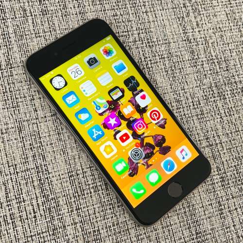 Apple iPhone 6 Space Grey 32GB (1 Month Warranty)