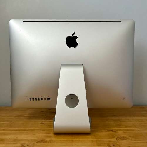 Apple iMac 21.5 Inch Mid 2011 Intel Core i5 500GB HDD/4GB RAM (1 Month Warranty)