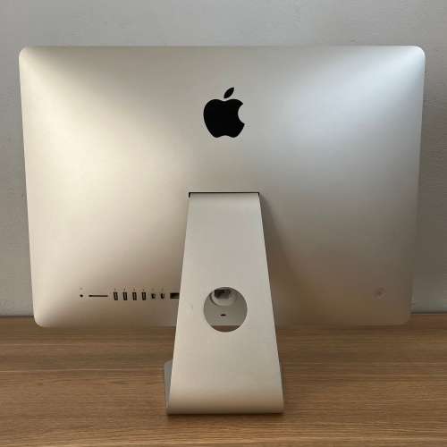 Apple iMac 21.5 Inch Mid 2014 Intel Core i5 480GB SSD/8GB RAM READ!