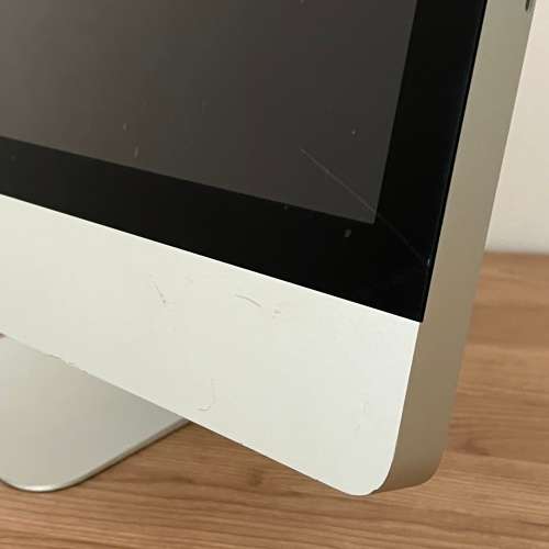 Apple iMac 27 Inch Mid 2011 - For Repair/Parts - READ! SOLD AS IS!!!