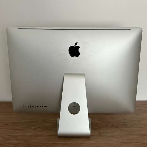 Apple iMac 27 Inch Mid 2011 - For Repair/Parts - READ! SOLD AS IS!!!