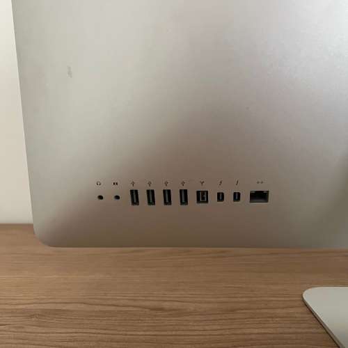 Apple iMac 27 Inch Mid 2011 - For Repair/Parts - READ! SOLD AS IS!!!