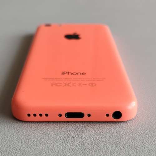 Apple iPhone 5C Pink 16GB - READ! SOLD AS IS!