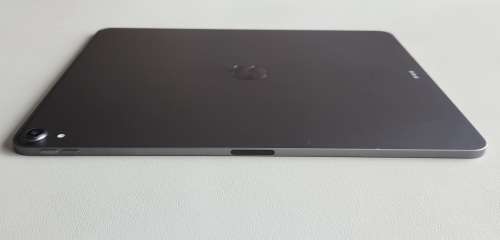 Apple iPad Pro 12.9 Inch 2018 Space Grey 512GB WiFi ( FOR PARTS ONLY/READ DESCRIPTION )