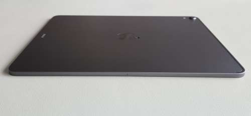 Apple iPad Pro 12.9 Inch 2018 Space Grey 512GB WiFi ( FOR PARTS ONLY/READ DESCRIPTION )