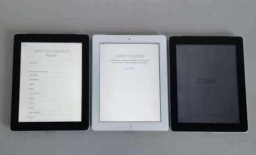 LOT OF THREE APPLE iPAD 2 MODEL: A1396 - (FOR PARTS ONLY/READ DESCRIPTION)