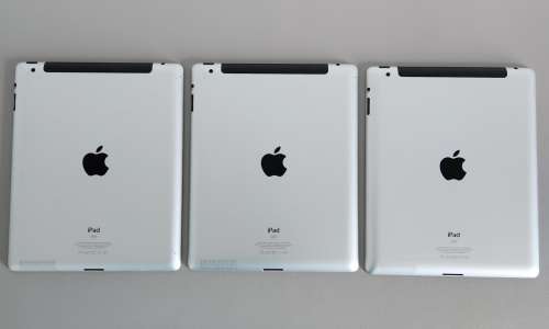 LOT OF THREE APPLE iPAD 2 MODEL: A1396 - (FOR PARTS ONLY/READ DESCRIPTION)