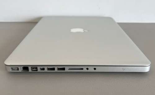 Apple MacBook Pro 15 Inch Mid 2010 Intel Core i5 128GB SSD/8GB RAM